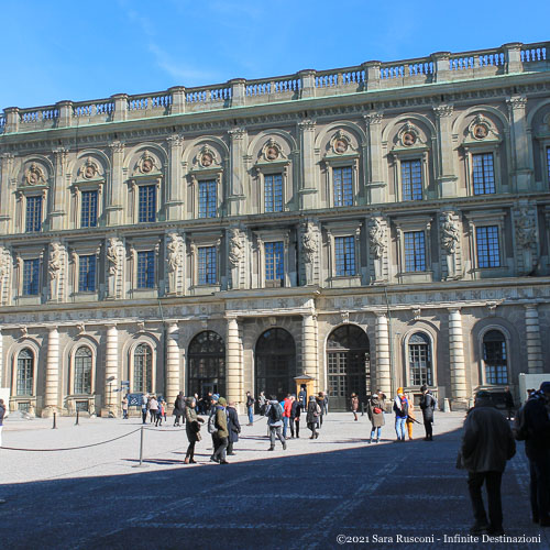 Stoccolma: piazza di fronte all'ingresso del Palazzo Reale